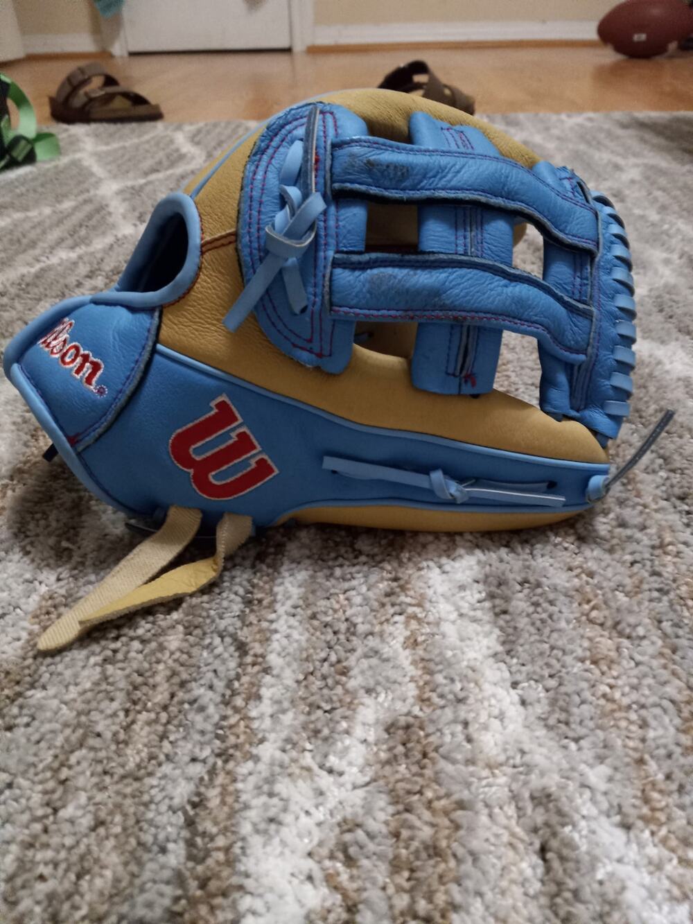 12-inch Wilson A450 youth baseball glove
